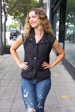 Load image into Gallery viewer, Weekend Ready Black Snap Button Quilted Puffer Vest