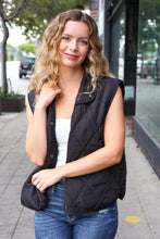Load image into Gallery viewer, Weekend Ready Black Snap Button Quilted Puffer Vest