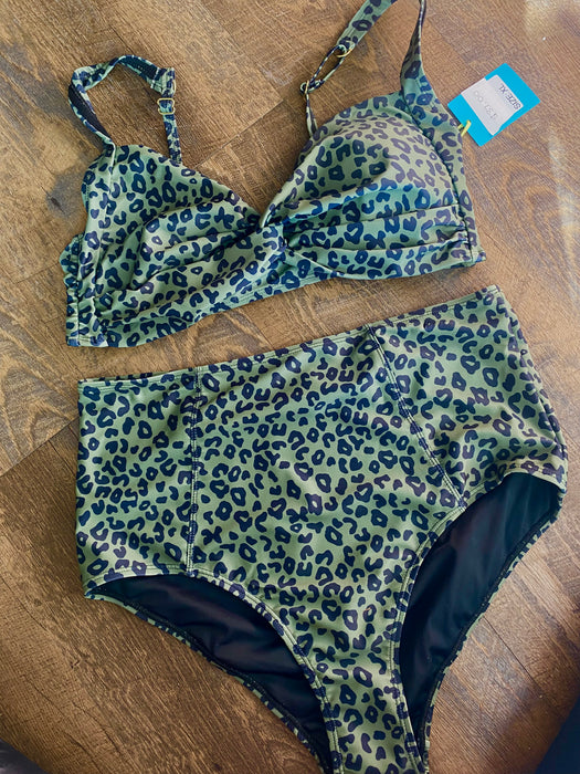 XL Green Leopard