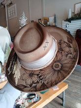 Load image into Gallery viewer, Mocha One Size Felt hat with full burning underneath
