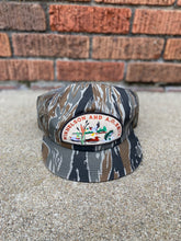 Load image into Gallery viewer, Vintage Camo Hat
