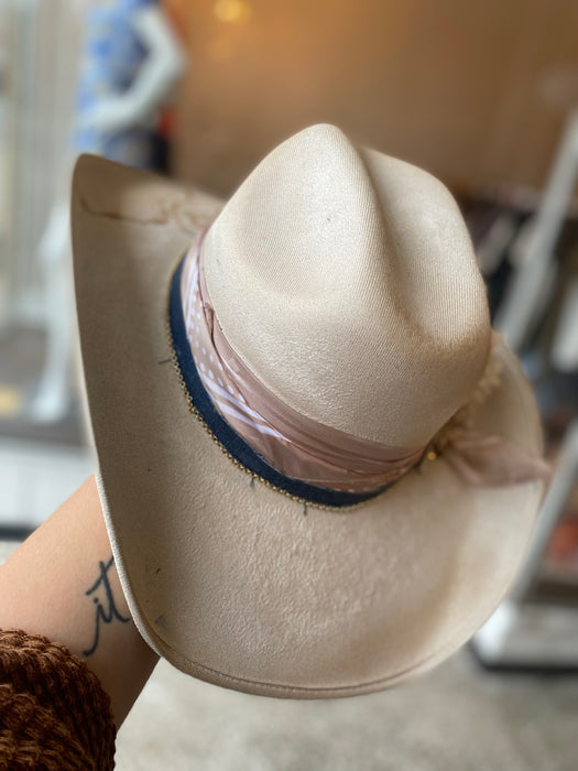 Rose Cowgirl Hat - XL